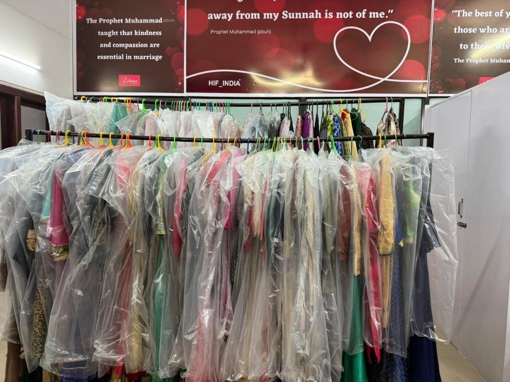 Libaas Garment Rack and Banner